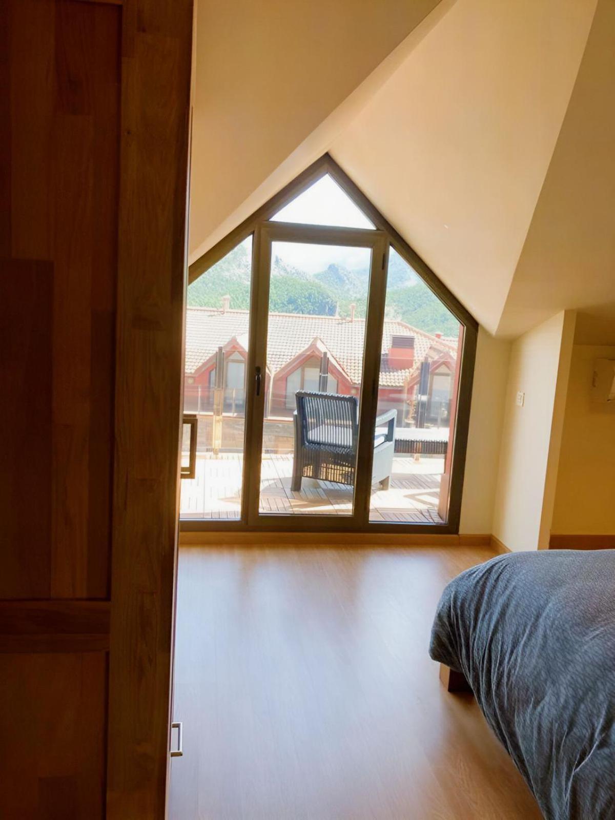 Apartament Duplex Amb Vistes Al Pirineu Catala Coll de Nargó Exteriör bild
