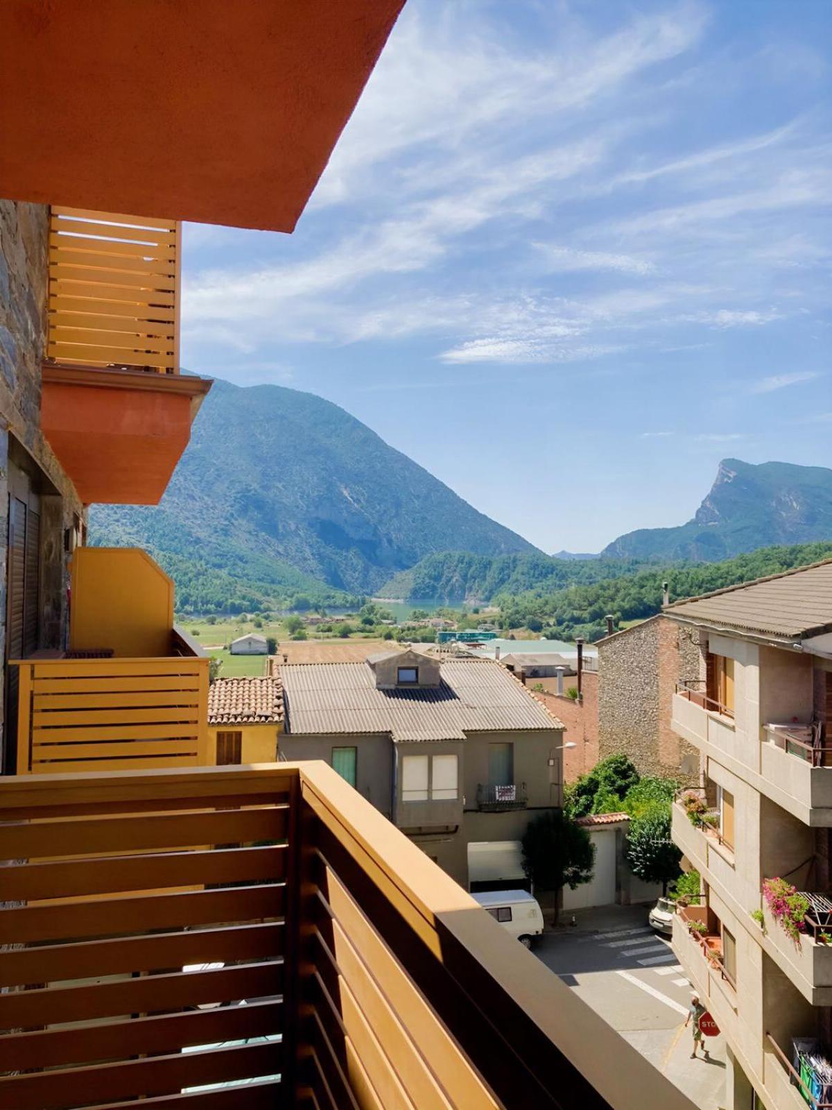 Apartament Duplex Amb Vistes Al Pirineu Catala Coll de Nargó Exteriör bild
